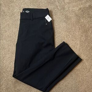 Old Navy Women’s High-Rise Curvy Pixie Black Pants Size 12